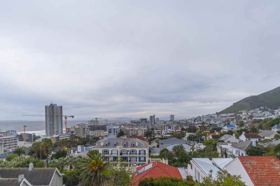 To Let 2 Bedroom Property for Rent in Fresnaye Western Cape